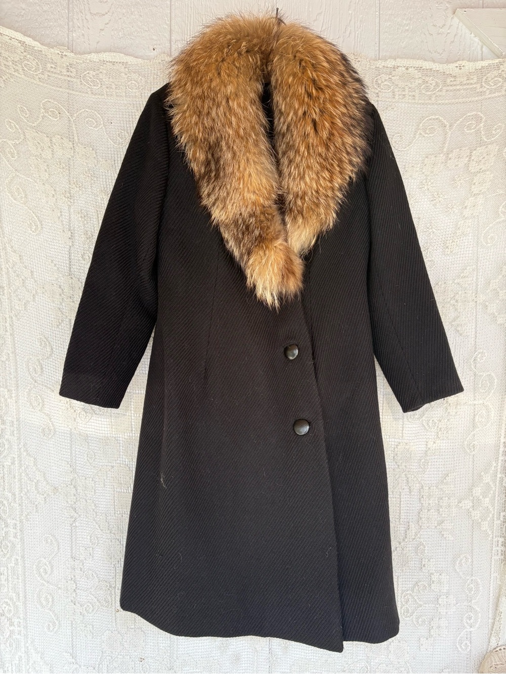 Vintage Black Wool Coat with Real Raccoon Fur Collar - Elegant Winter Coat 42